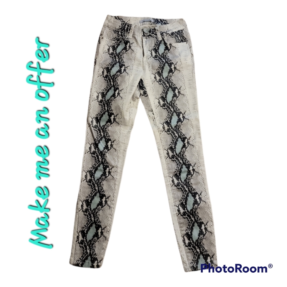 Stretch Pants Snake Design